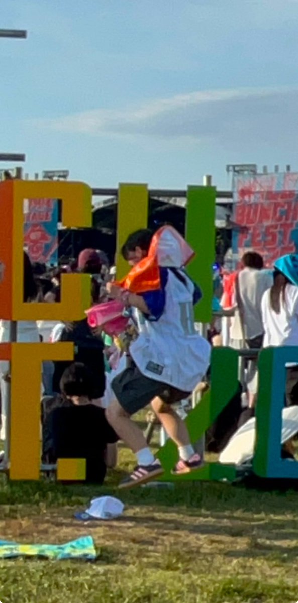 （7月VIP 10%off中） MPY1957です❣️0709 フッ軽連番できる友達ください‼️‼️ #日曜日だし邦ロック好きと繋がりたい