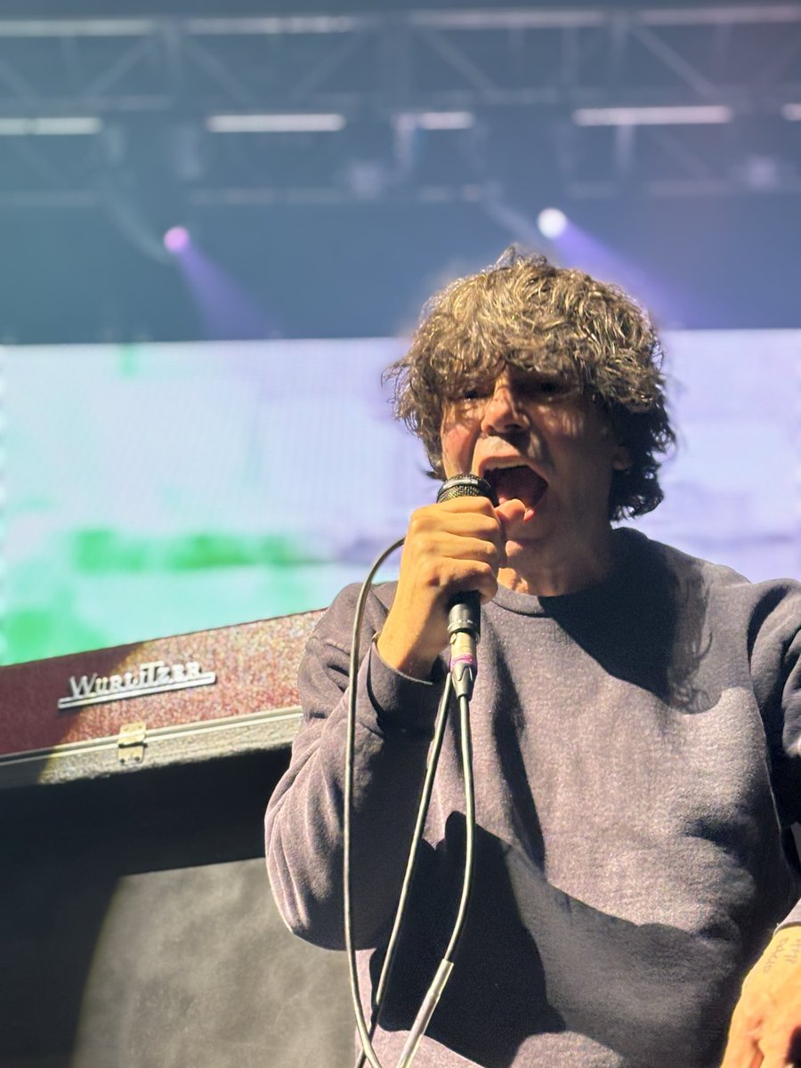 Chopperboyjim's tweet photo. @Tim_Burgess And we love The Charlatans! Xx https://t.co/Cic54aQqkT