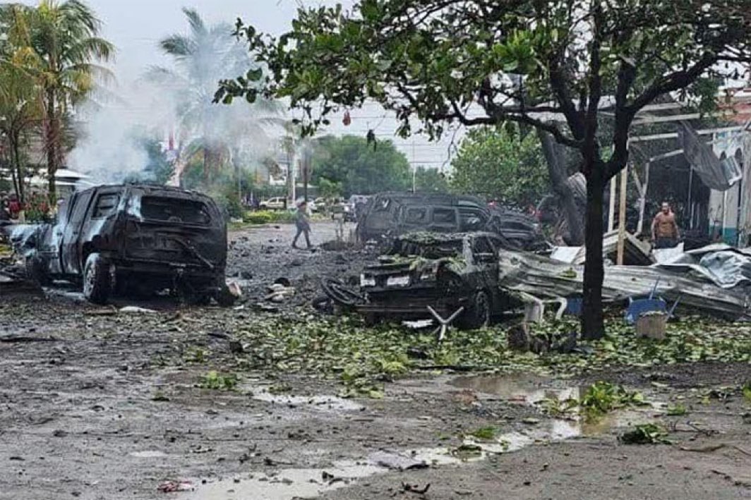 Mejor celebren cuando el narco deje de matar mexicanos. #Michoacán