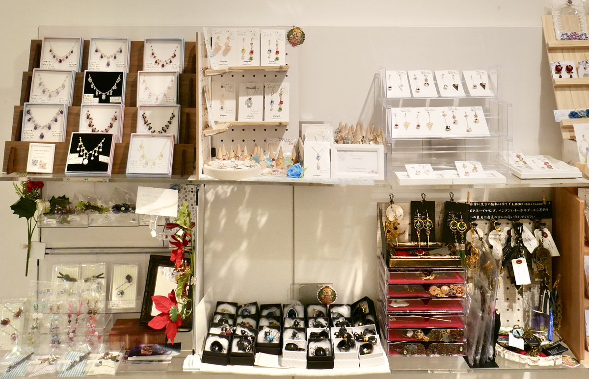 🎁冬のCM 3日目🎁
　　
池袋PARCO本館 B1F　　　
✨❄️✨#CARAMEL_MUSEUM✨❄️✨

連日のご追納やご追納予定と多くの新たな作品が入荷しております♡
その時々に新たな出会いがあるのもCMの魅力🎪🎄

本日から[12-20]時にてウェブ販売もご対応開始🎀🚛

ご来場、お問い合わせ心よりお待ちしております😊