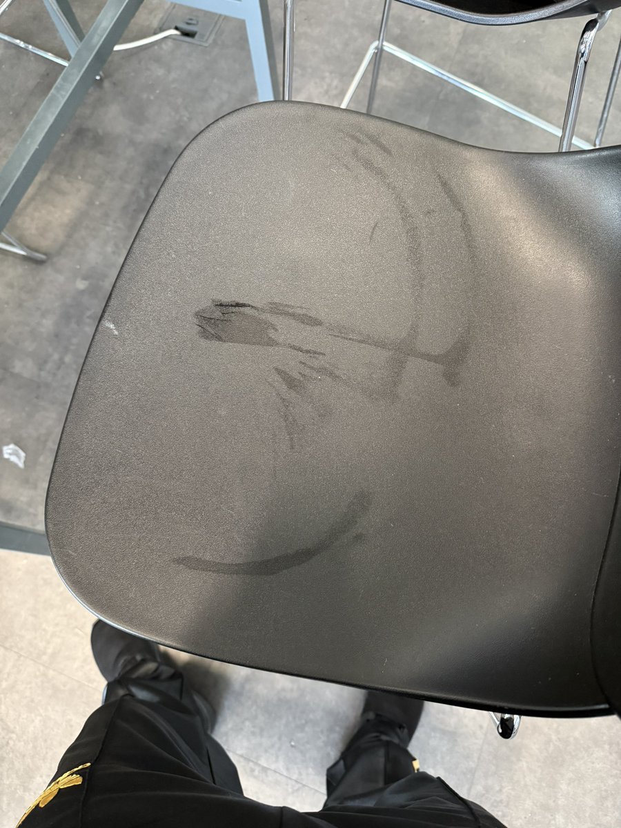 I can’t sleep so have a photo of the print my ass and balls made after gym this morning