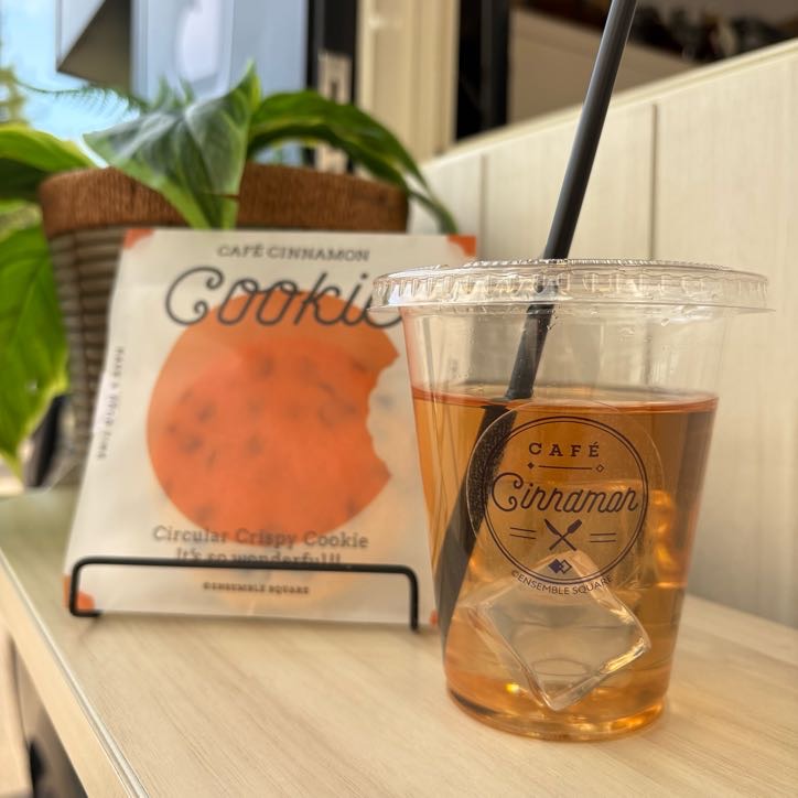 カプチーノを愛飲する方に　フランス銀器　シナモン入れ　レアなビンテージ カプチーノを愛飲する方に フランス銀器 シナモン入れ レアなビンテージ