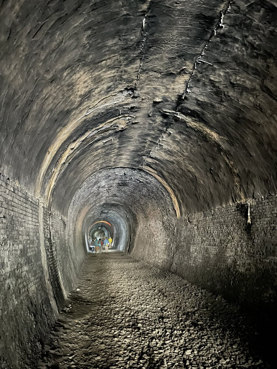 愛岐トンネル行ってきた 今日が2025年の公開最終日 かなり人が居ました