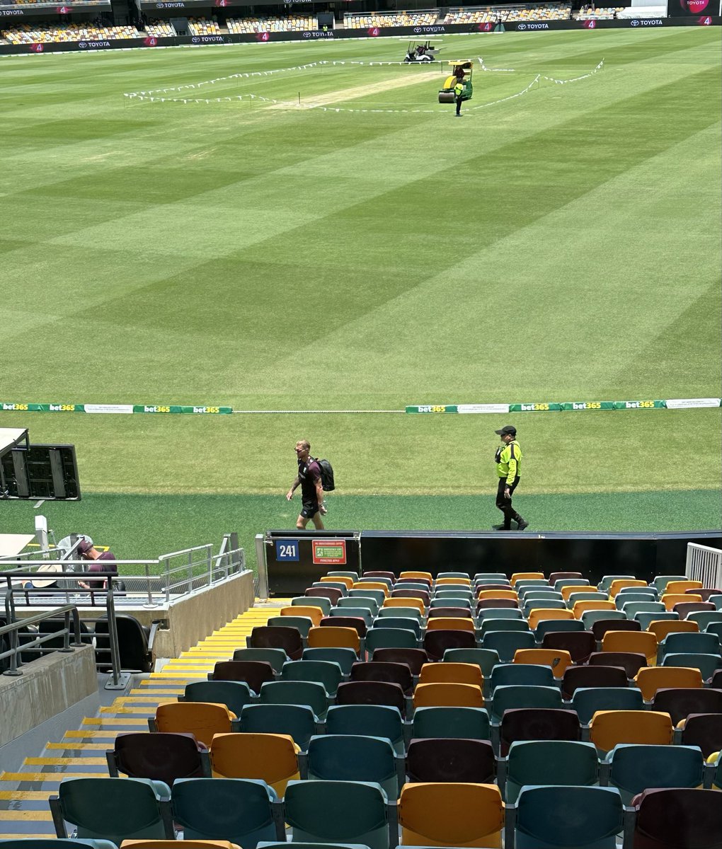 Ben Stokes is the first player to arrive at the Gabba.

#Ashes