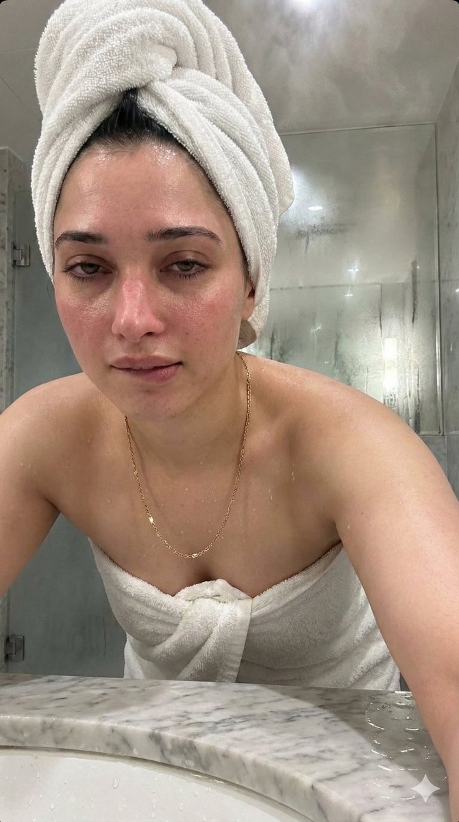 SimplyYourBoy's tweet photo. Tamanna would make a perfect wifey material 🤤🍥 https://t.co/ciCKPthCjT