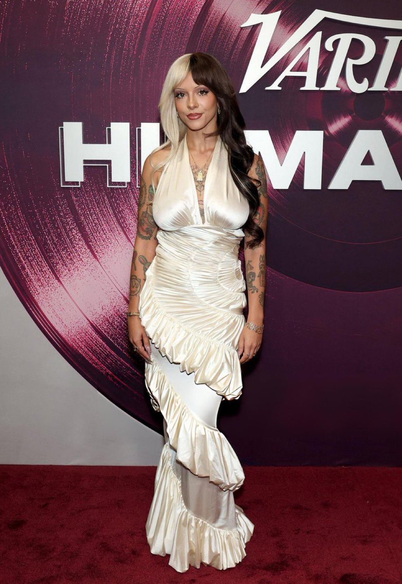 TheePopCore's tweet image. Melanie Martinez looks stunningly beautiful at Variety Hitmakers 2025.