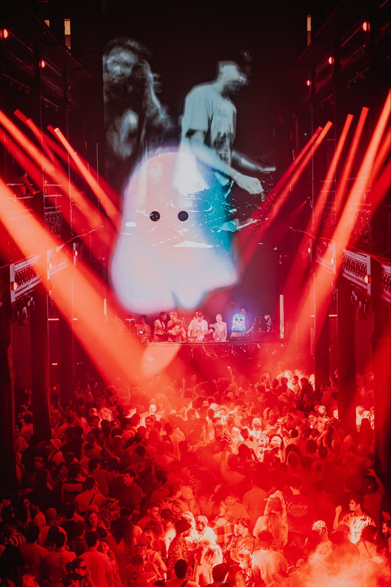 rAAVE 👻 tweet media