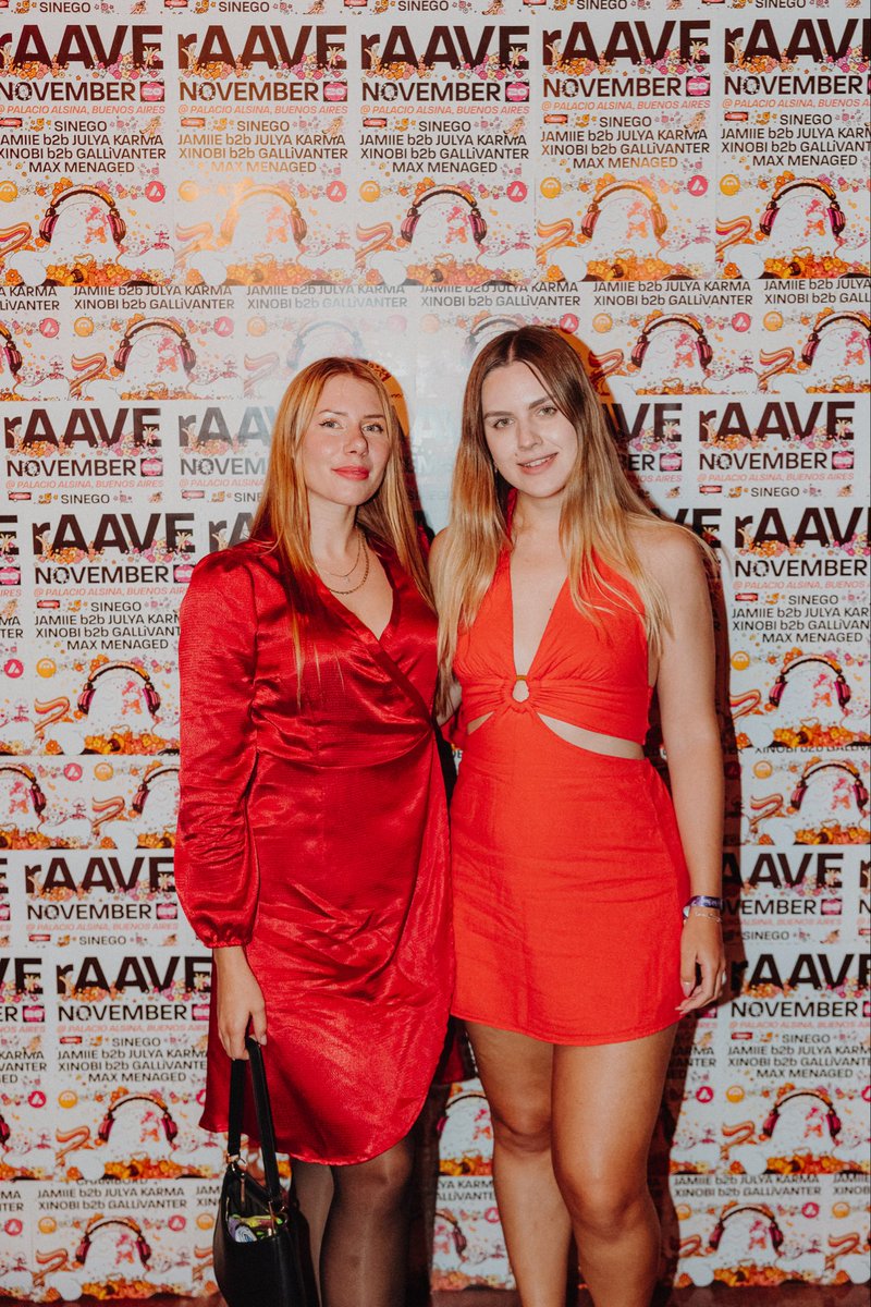 rAAVE 👻 tweet media