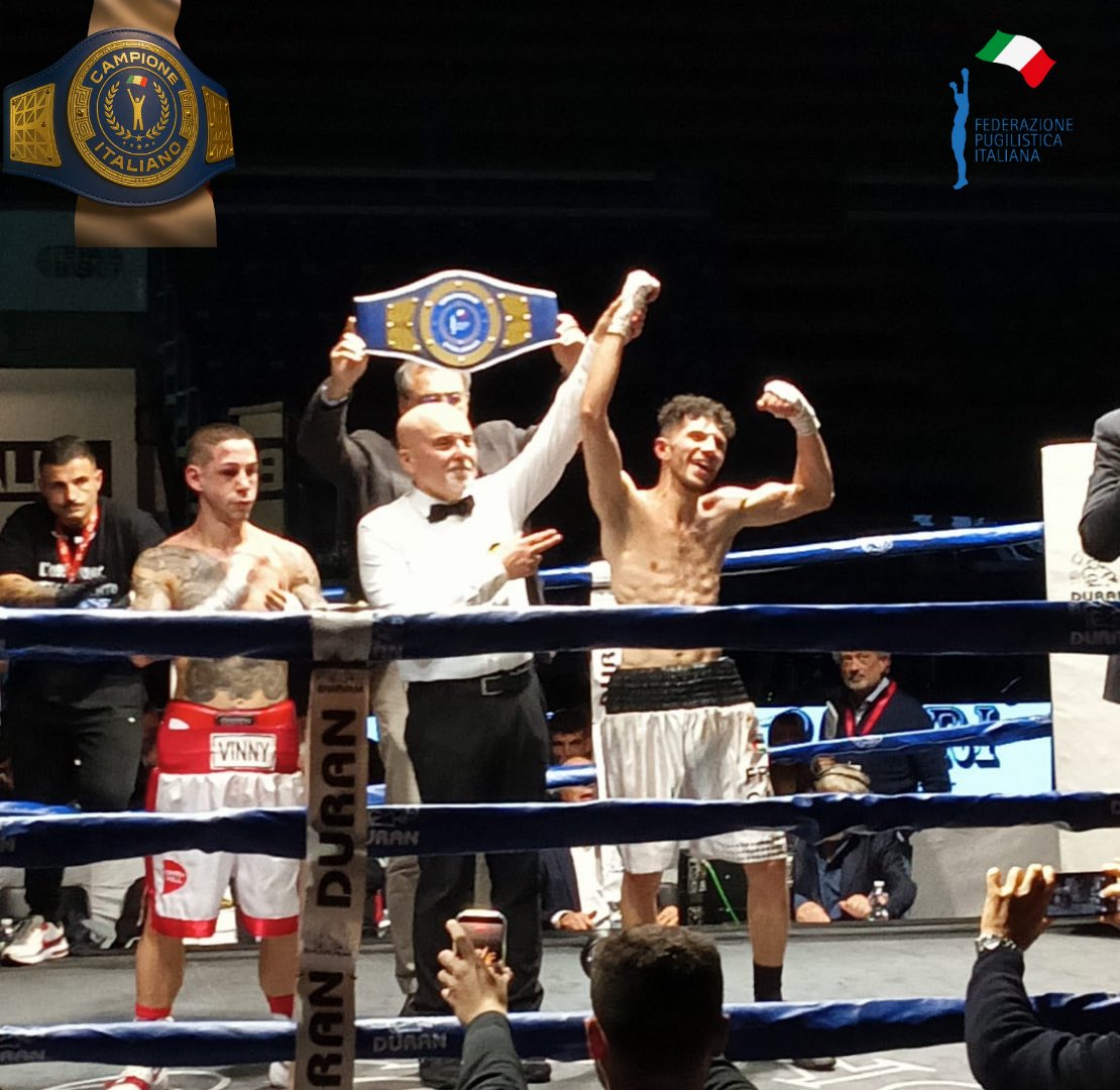🥊 🏆 Titolo  Italiano  Mosca 

🥊Ahmed Obaid 🇮🇹 Campione😎👏🏻🔥

🥊 Foto del Verdetto   (Sfida Vinta per UD 100-90 per tutti e tre i giudici) vs Vincenzo Rossi 

🏟️ Ferrara, 6/12/2025 

🥊 Org. L’Accademia 

#Itaboxing #Boxing #Boxer #Pugilato #boxeo