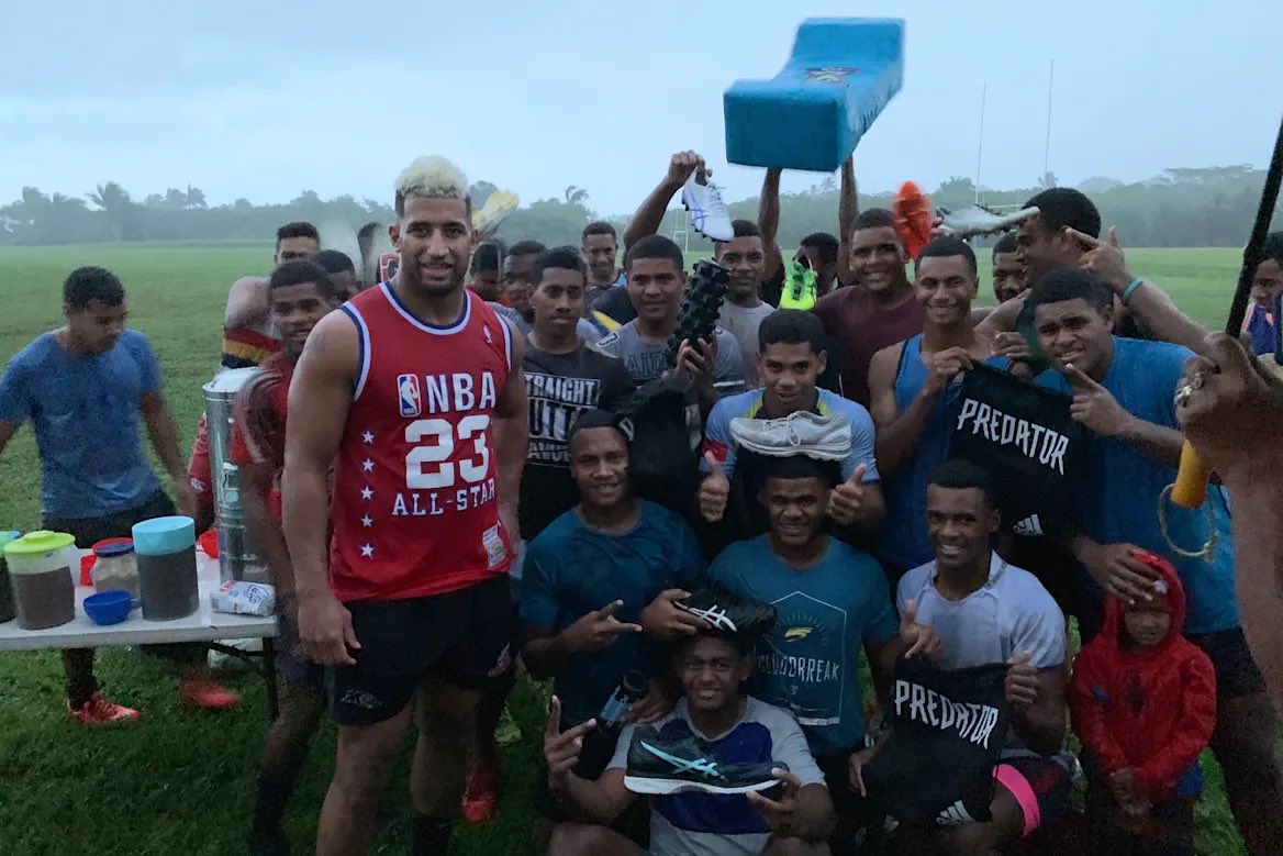 From Danny Weidler SMH Column -

Kikau’s Fiji toy drive

Bulldogs forward Viliame Kikau is an unlikely Santa Claus – but that’s the role he will play when he returns to his homeland Fiji this month.
The NRL star will bring Christmas magic to hundreds of underprivileged children