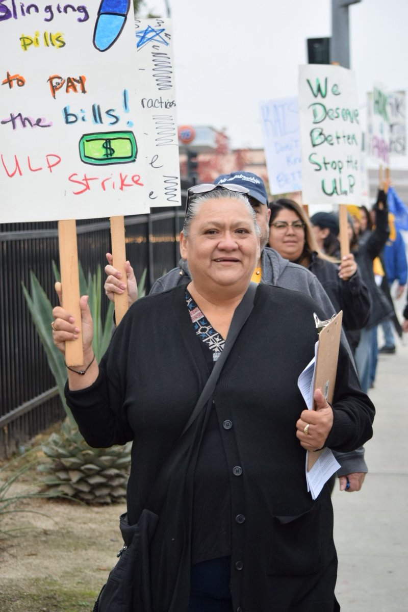 UFCW770's tweet image. @aboutKP workers and their allies turned out in force today in Kern County and Los Angeles to protest Kaiser’s unfair labor practices.💪💪🏿💪🏾💪🏼💪🏻 #OneVoiceOneFightOneFuture #OneAlliance