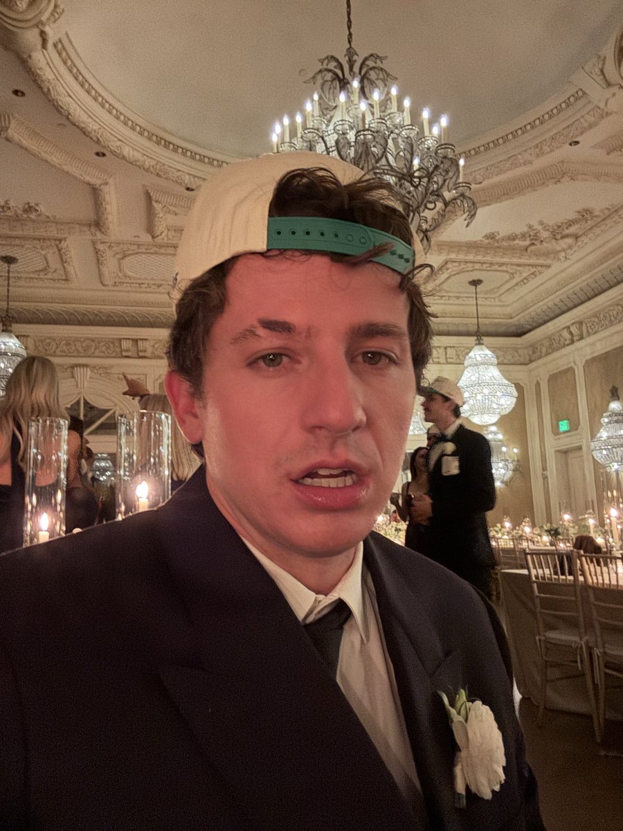 charlieputh's tweet photo. 🥨 https://t.co/YFplXYBOXe