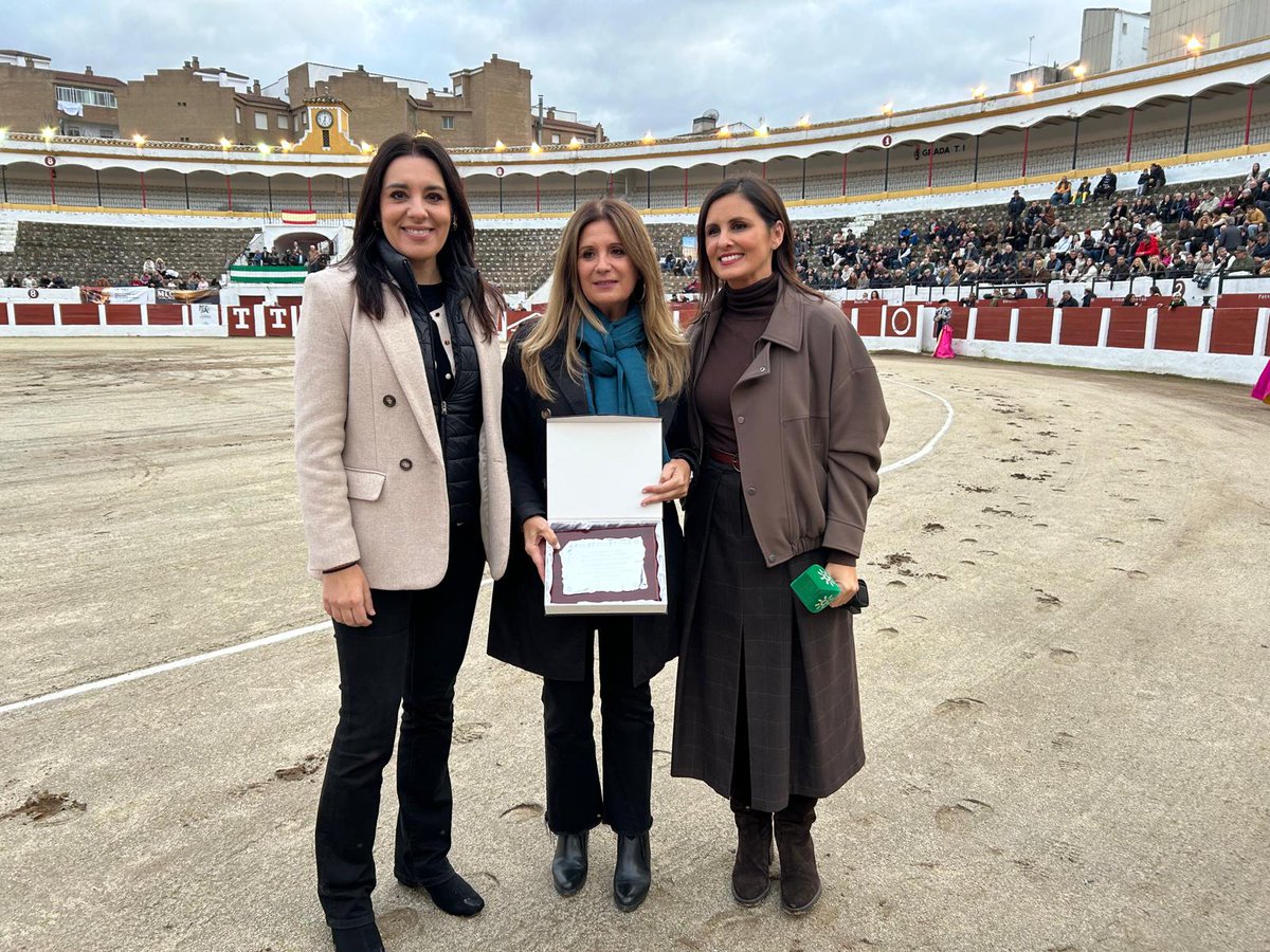 Ayuntamiento de Linares tweet media