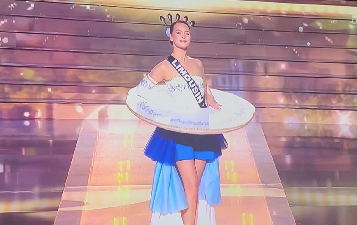 papiconic_'s tweet photo. À l'année prochaine pour le costume de saladier #MissFrance2026 https://t.co/m15sYu076j