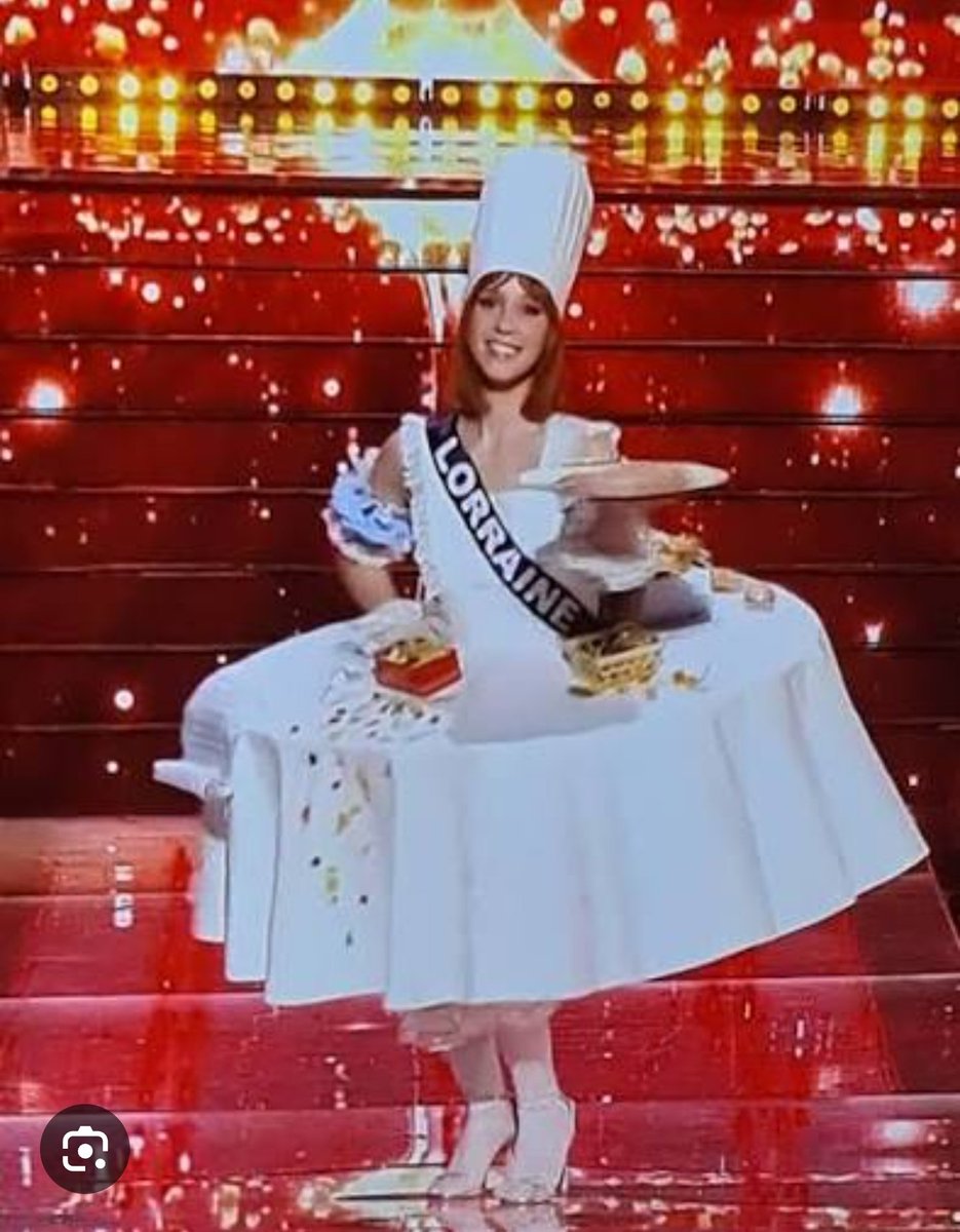 YouCan_pwd's tweet photo. La table en 2024, maintenant la vaisselle
#MissFrance2026 https://t.co/dbTFsA1zpu