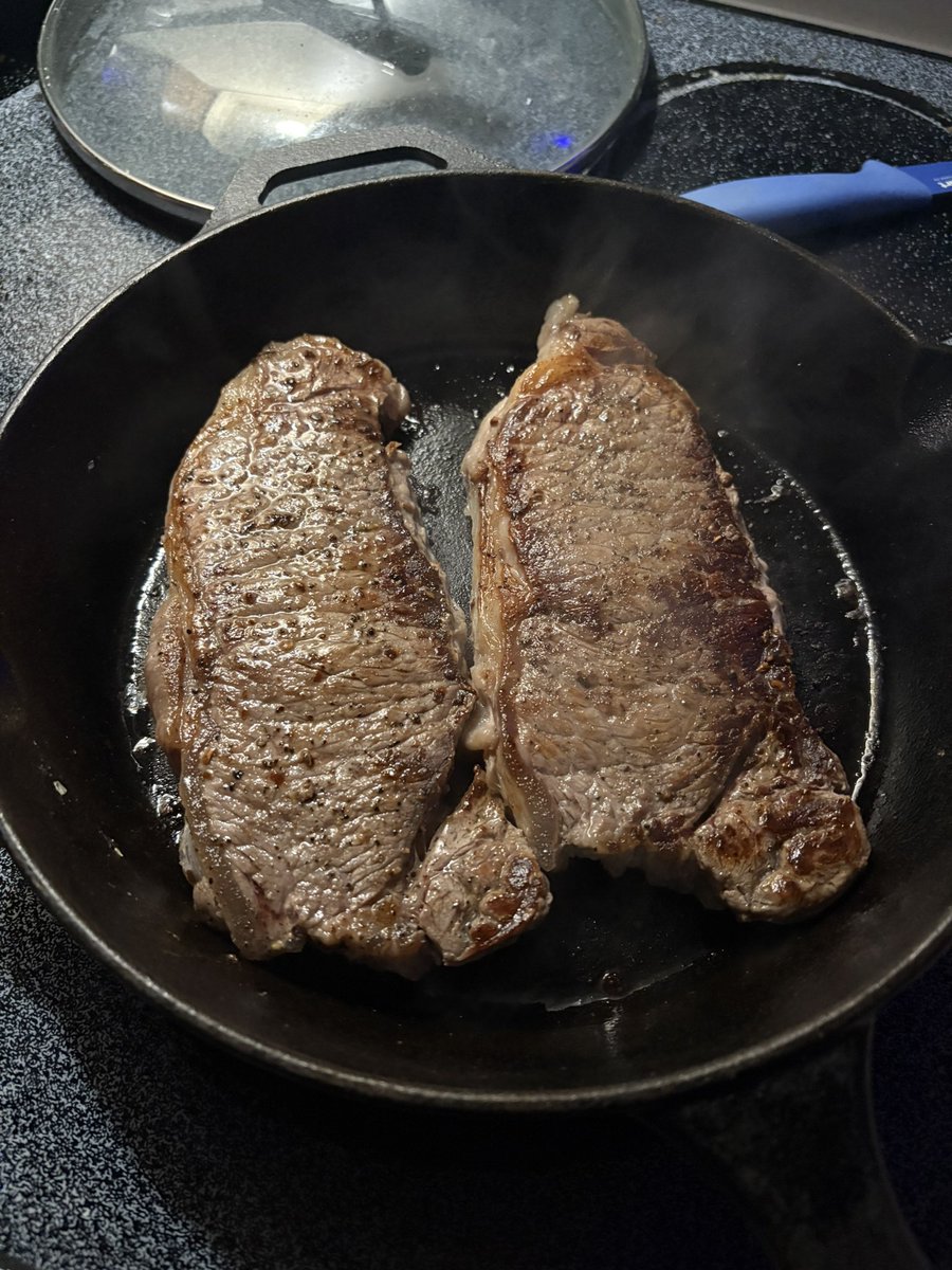 CryoBixx tweet media