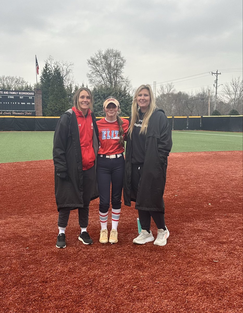 Rylie “Bird” Rowsey 2029 tweet media