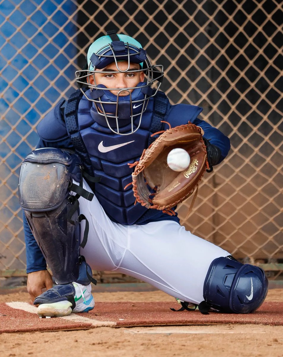 BaseballReport_'s tweet image. The Nationals just acquired catching prospect, Harry Ford, for left-handed reliever, Jose Ferrer. 

The Nationals needed a catcher, and the Mariners need bullpen help while being locked in with Cal Raleigh at the catcher position. 

Harry Ford is the 42nd ranked prospect in…