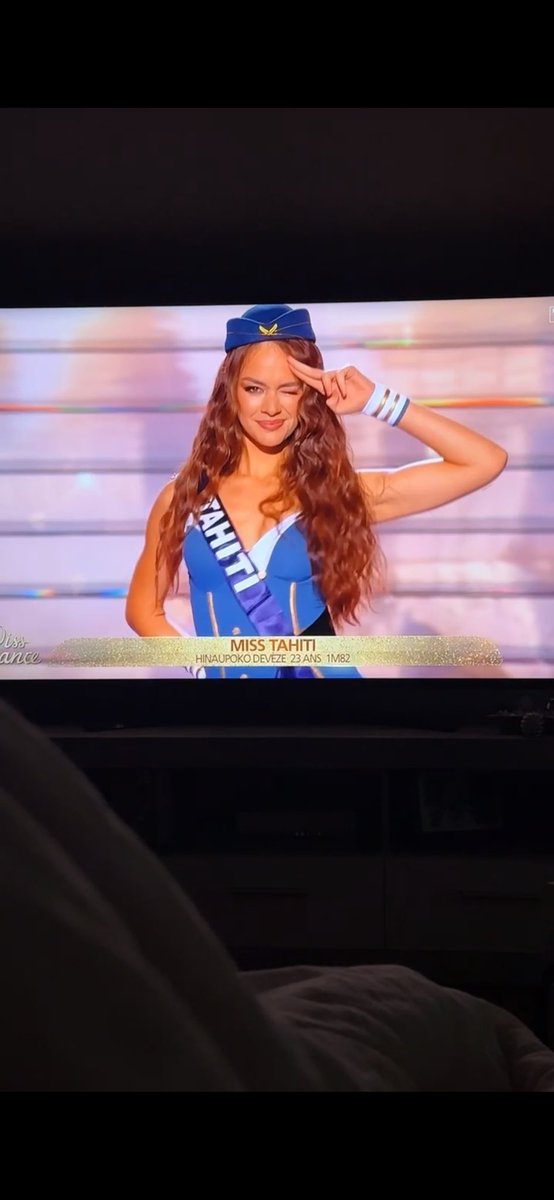 mhzzrn's tweet image. C’est bon on peut arrêter la cérémonie. #MissFrance2026
