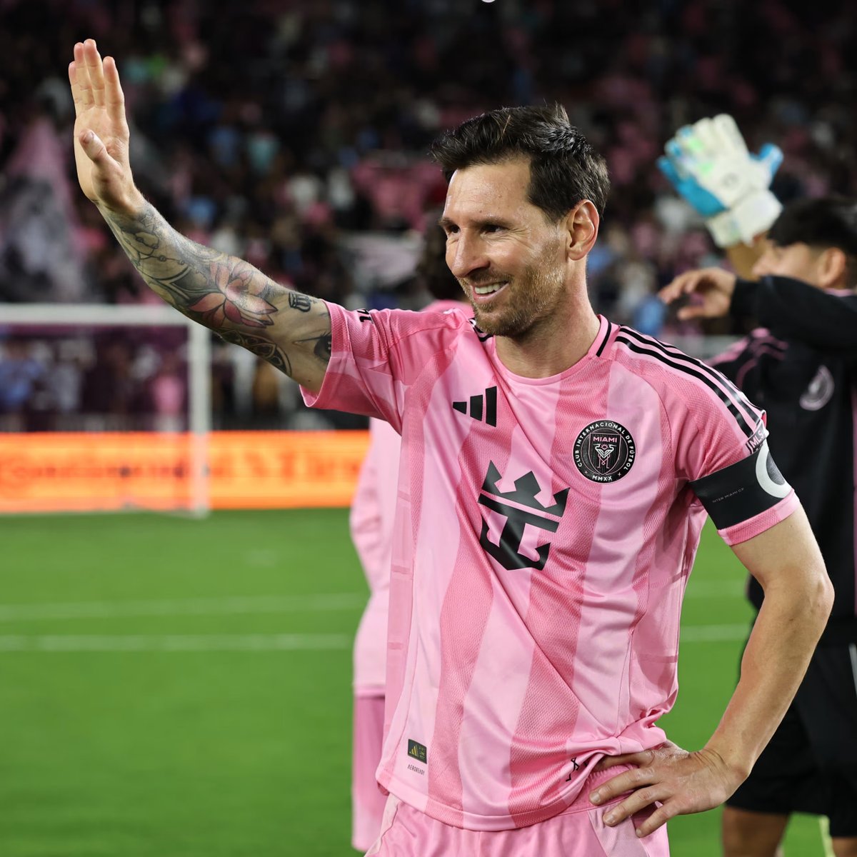 bosunatiklama's tweet photo. Lionel Messi, dünya futbol tarihinin en çok kupa kazanan futbolcusu oldu.  

🏆 48 kupa. https://t.co/6fUMTf45tk