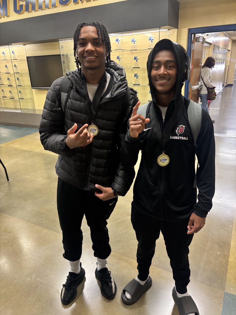 Missouri Hawks tweet media