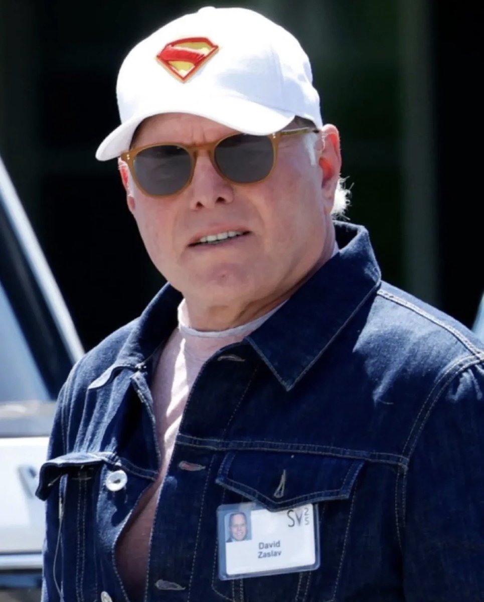 DCU HYPE tweet media