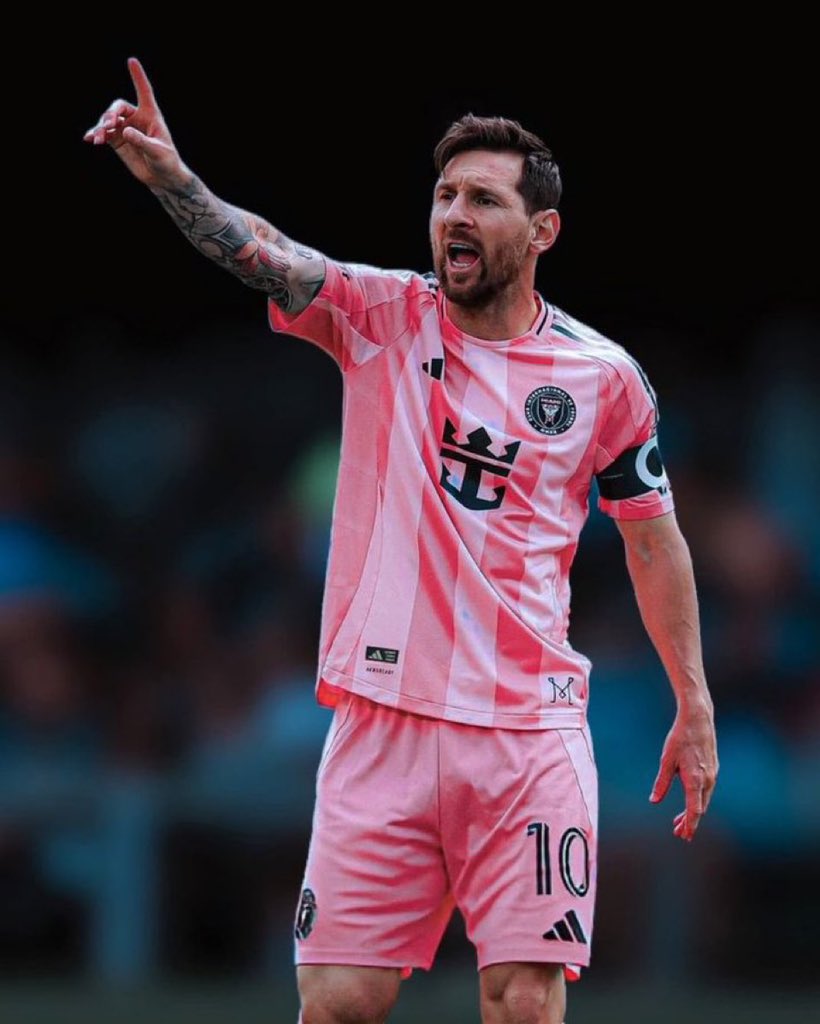 League winners
World champions
Messi fc
Odogwu fanbase!!

Drop your handles let’s connect!! 💥