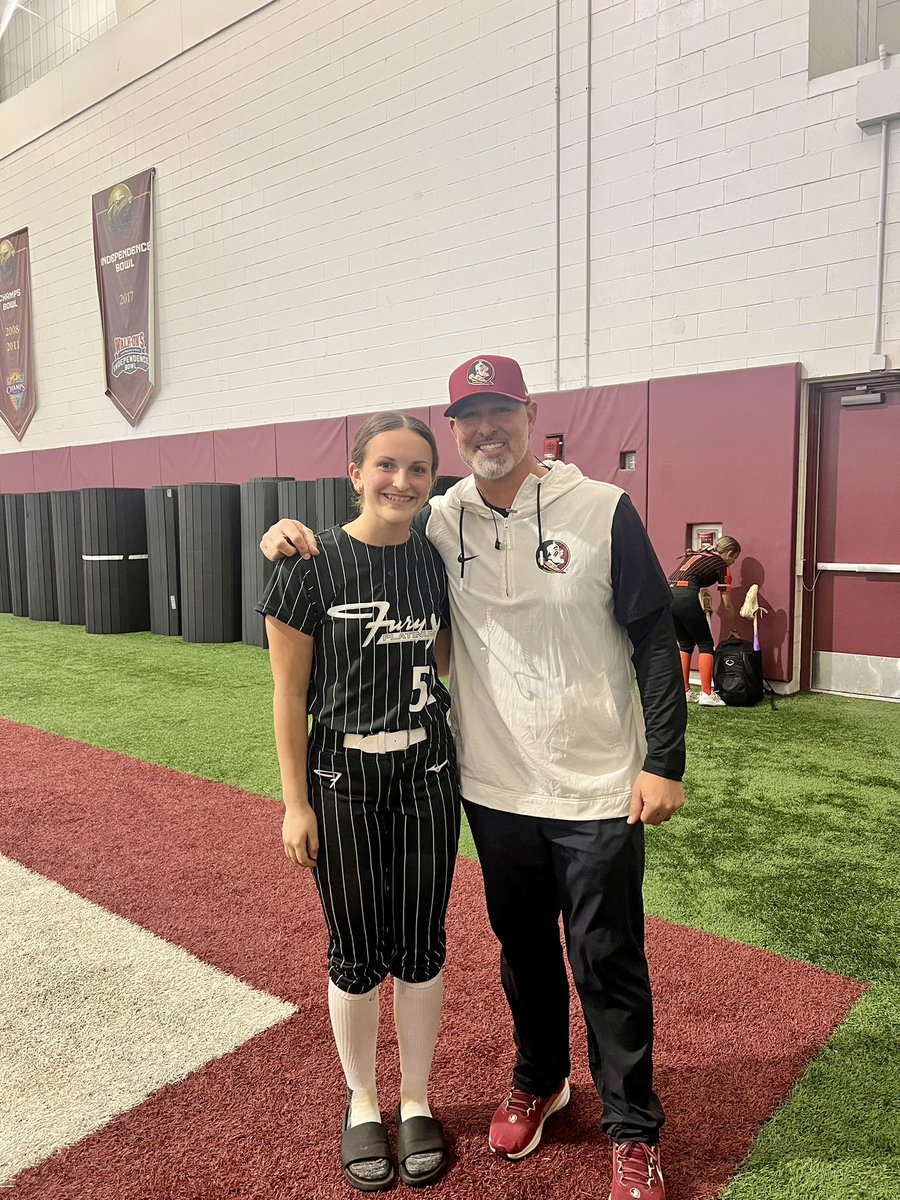 AnnaCastillo_2's tweet image. Such an amazing camp as always! Love how much I got to learn and improve on in these past 2 days. @FSU_Softball has such amazing players &amp;amp; coaches. In addition, i loved having my old teammates @AinsleyMinchew &amp;amp; @kate_shealy come to camp with me!! @TCam_FSUSB @FSU_CoachWilson