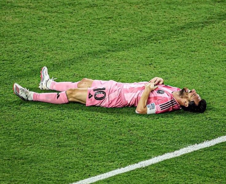 ▫️Completed football in Europe
▫️Completed football in America 

Lionel Messi remains the greatest of all time🏅