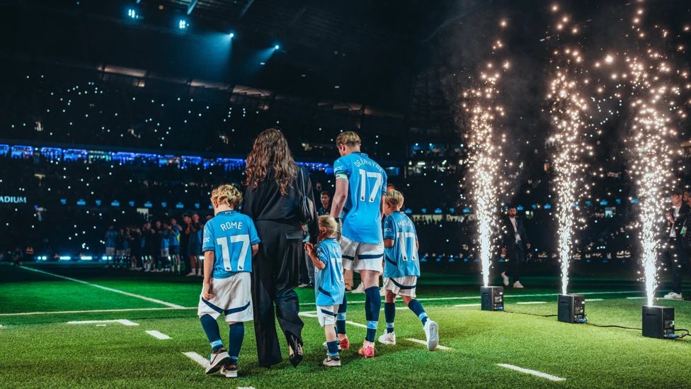 A legend leaving the club with class
👀