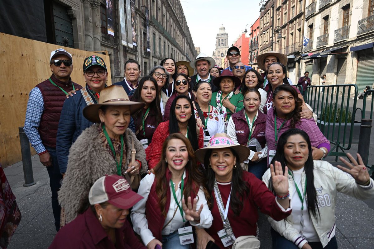 ¡El pueblo de México respalda con fuerza a la Presidenta <a href="/Claudiashein/">Claudia Sheinbaum Pardo</a>!

👏🏼 Acompañamos la marcha por los 7 años de transformación y quedó claro: el país avanza con resultados reales bajo el liderazgo de nuestra Jefa de Estado.

☑️ Hoy tenemos un aumento histórico al salario