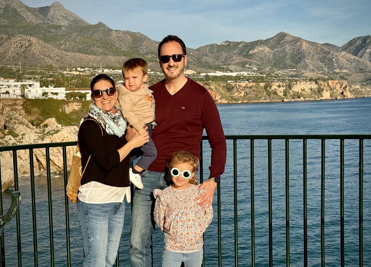 JuanBotamino's tweet photo. #Nerja #Malaga 🇪🇸 https://t.co/lfsH8DvPkv