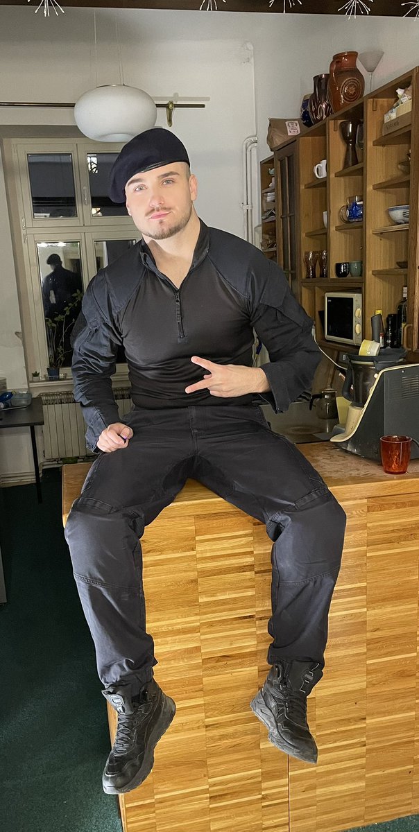 Kai😈Ex Cop🇨🇿 tweet media