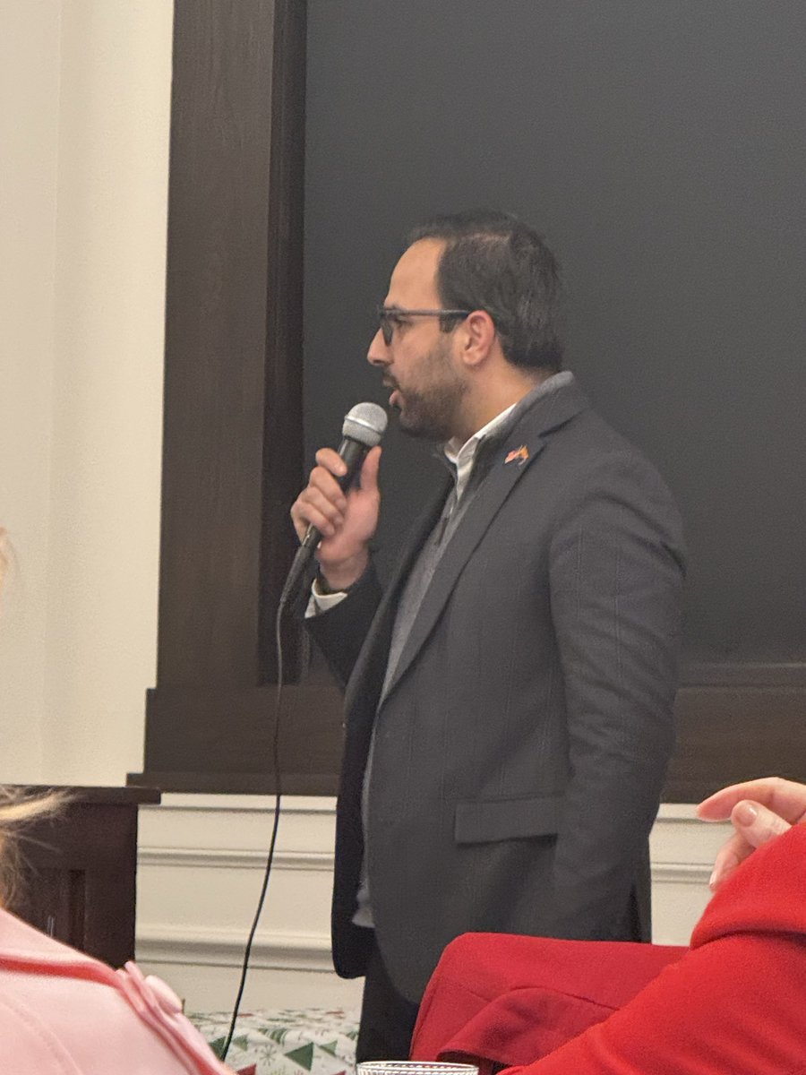 It was great to speak last week with the great ladies of the Lincoln Republican Women group! The North East Valley is blessed to have multiple great republican women groups. Even more special that two of our boys got to join me. Photo courtesy of our 8 year old 🇺🇸