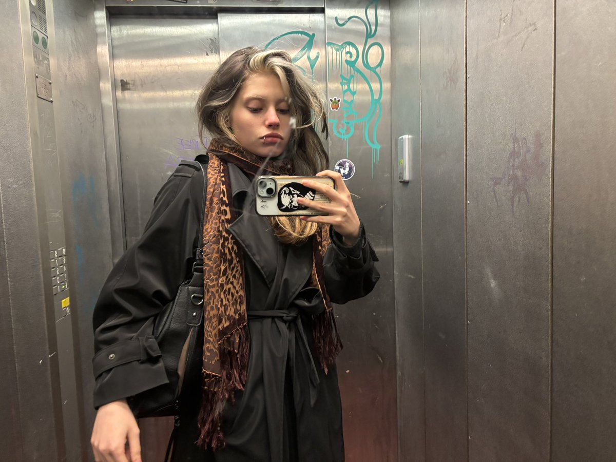 clemountain's tweet image. 