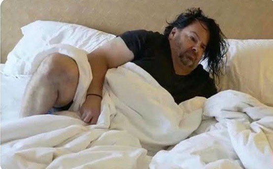 Moi devant ma télé en disant : elle est pas super belle cette Miss 
#MissFrance2026 #MissFrance