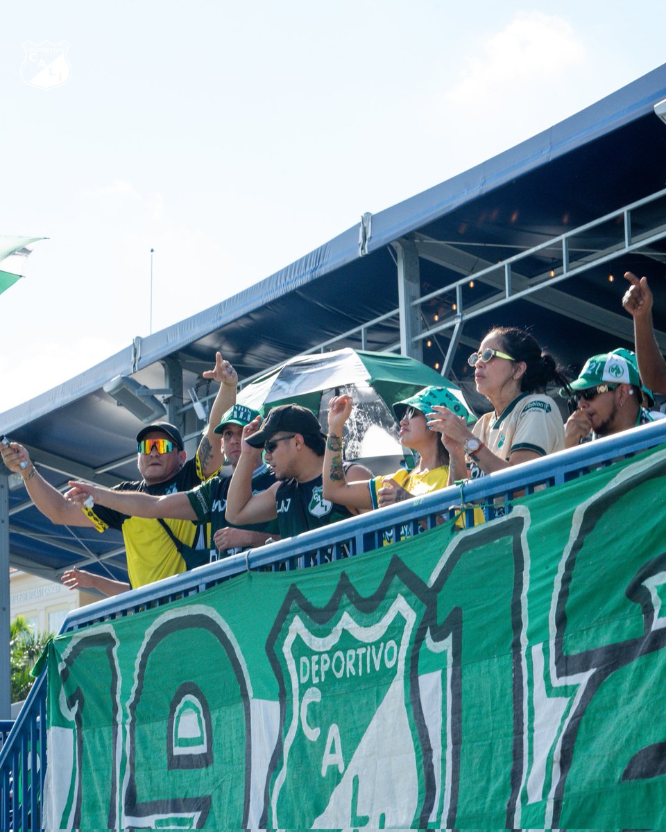 Esta es la hinchada del Cali, la que va a todo lado... 🎶💚
¡Nos sentimos locales en Fort Lauderdale! 🇺🇸