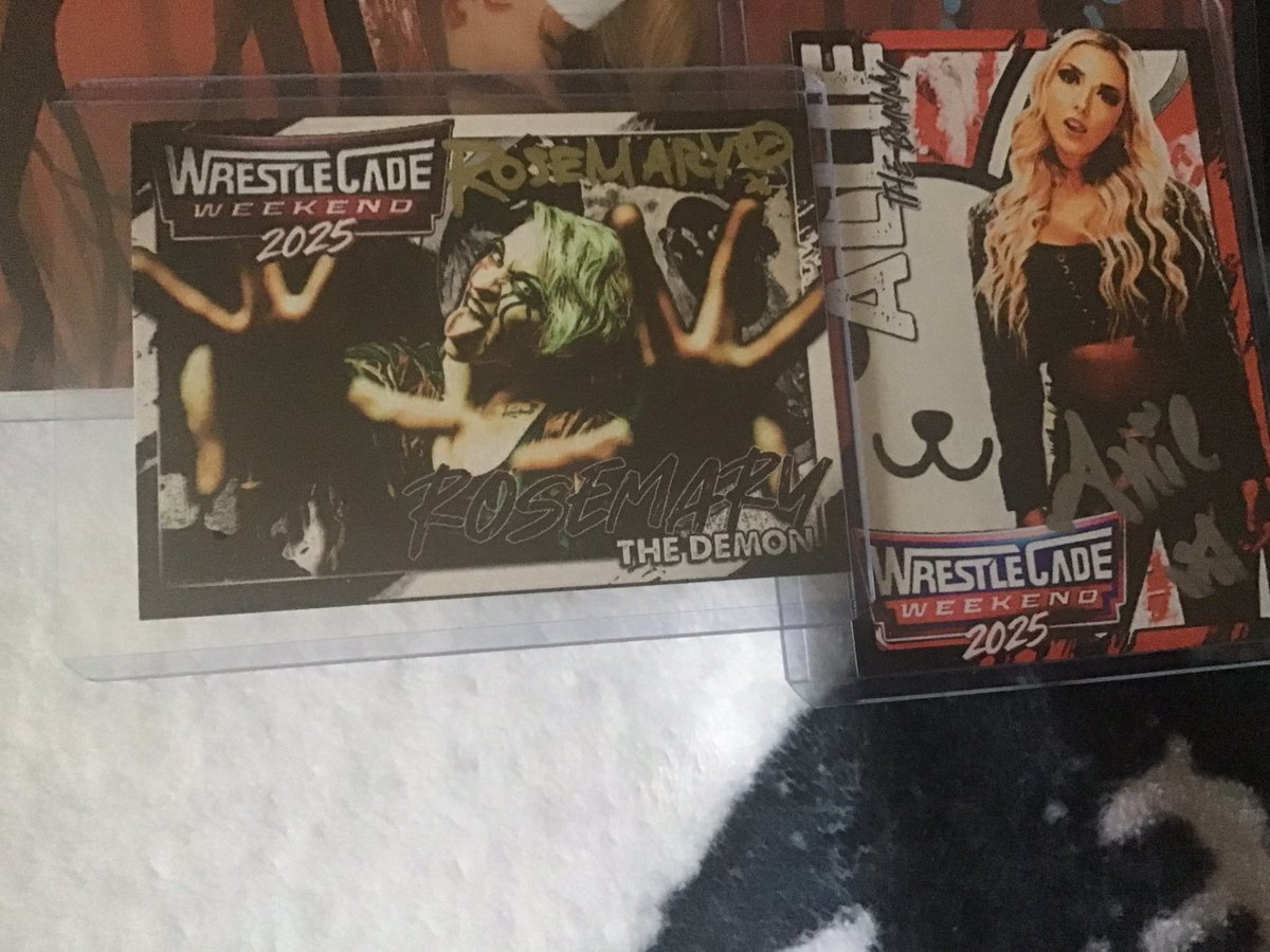 Karma_Kills_836's tweet photo. #MultiverseMailCall ๐๐ฐ
We just got in these Epic dual signed @Rushlemania & @WeAreRosemary & Allie &๐ฐ 8x10โs & WrestleCade Exclusive signed cards๐Thank U so much @DemonxBunny always 4 such awesome new treasures๐
Click below 2 Want Take Have Them All๐
https://t.co/qZMzEtnxi9 https://t.co/mJdOtzrapD