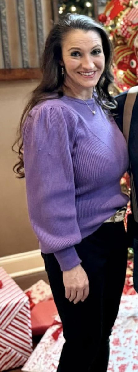 swoosh781's tweet image. MILF Submission. Rt/comment/like this hot MILF. Let’s grow this page, more followers means more irl milfs