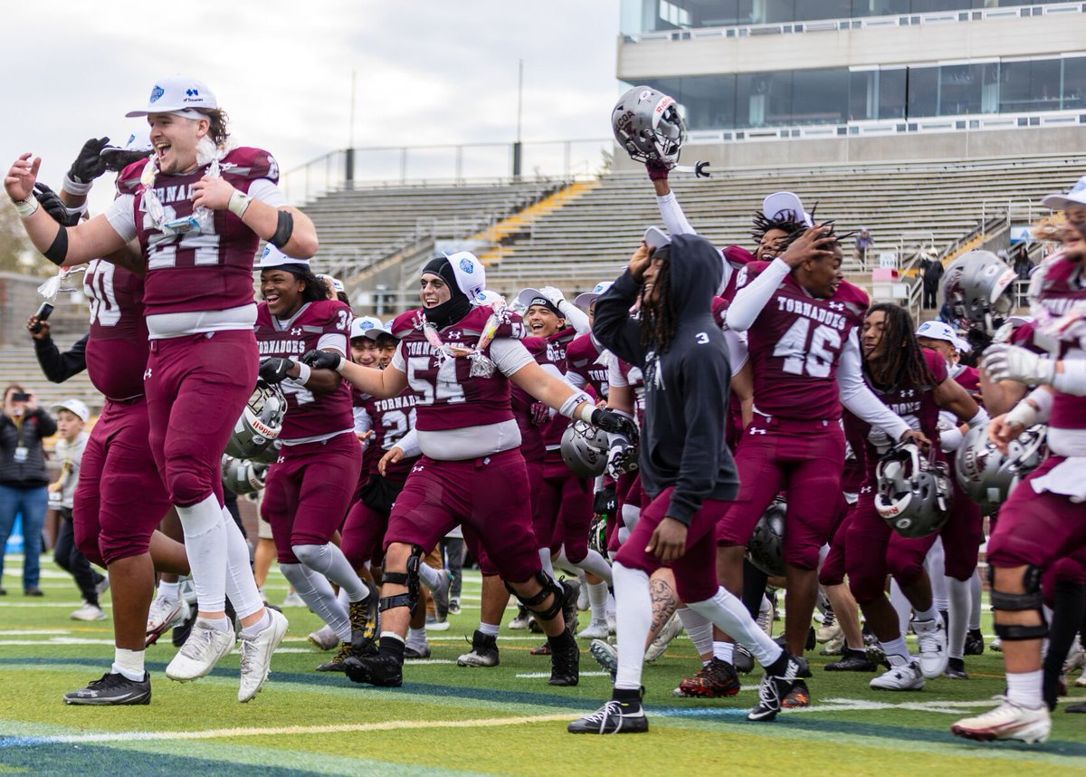 Alcoa stormed to an 11th consecutive state championship with its 47-27 win over Pearl-Cohn in the 4A BlueCross Bowl.

"That's a great feeling. What a way to go out."
thedailytimes.com/sports/tornado…