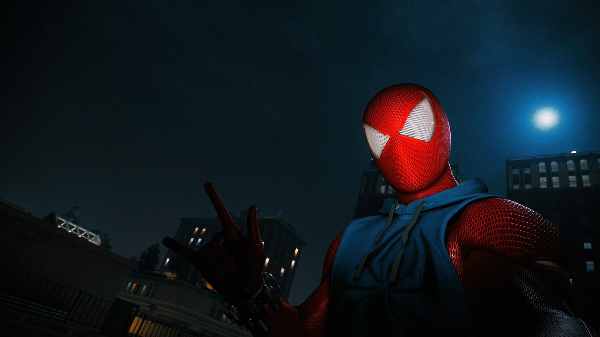 Spider_man_real's tweet photo. Who takes better selfies me or Scarlet Spider? https://t.co/FcZxXBcQbh