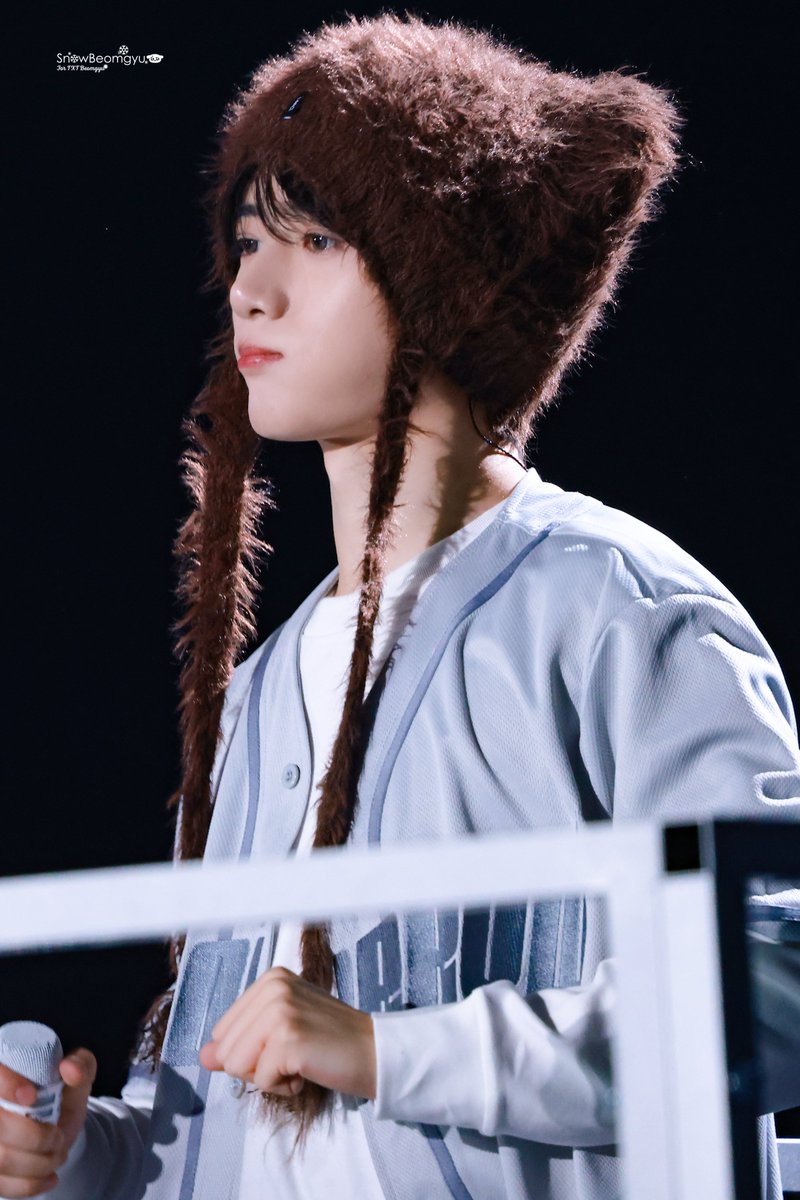 251206 나고야 D1🧸

아 귀엽다 ㅜㅜ

#BEOMGYU #ボムギュ #TXT #TOMORROW_X_TOGETHER #투모로우바이투게더 #투바투 #TXT_BEOMGYU #TXT_범규