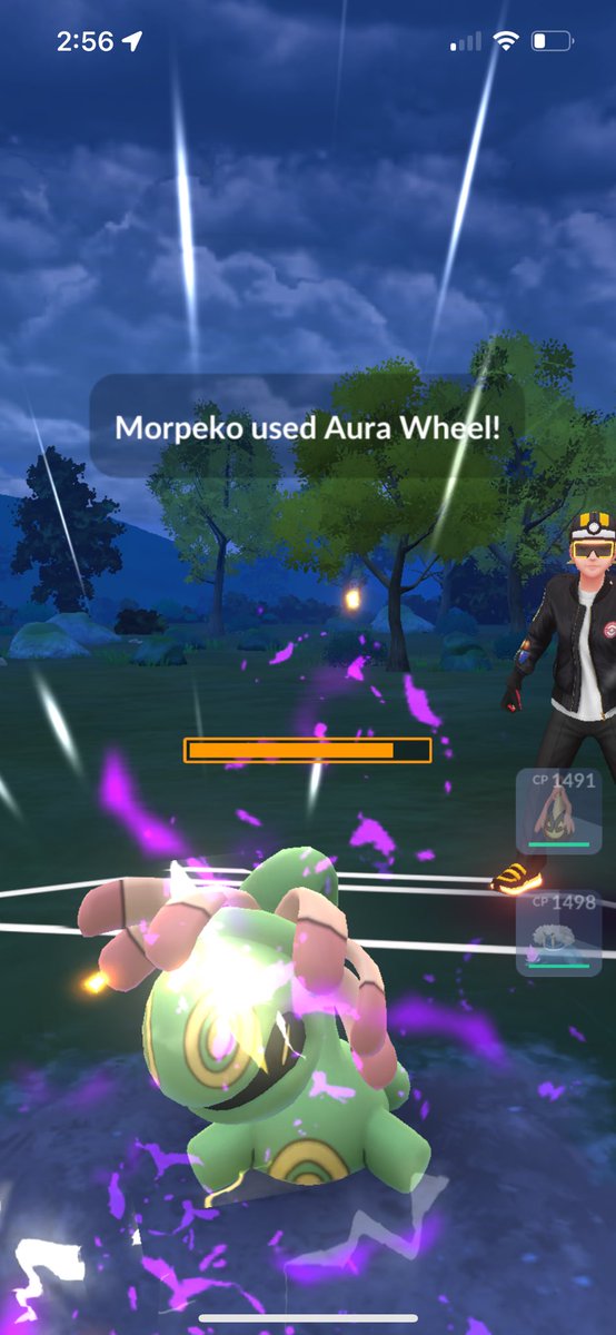 pingdeezypogo's tweet image. Got a banger morpeko last night and already having fun with it against people not using spice in an interlude season 🤪 #PokemonGO