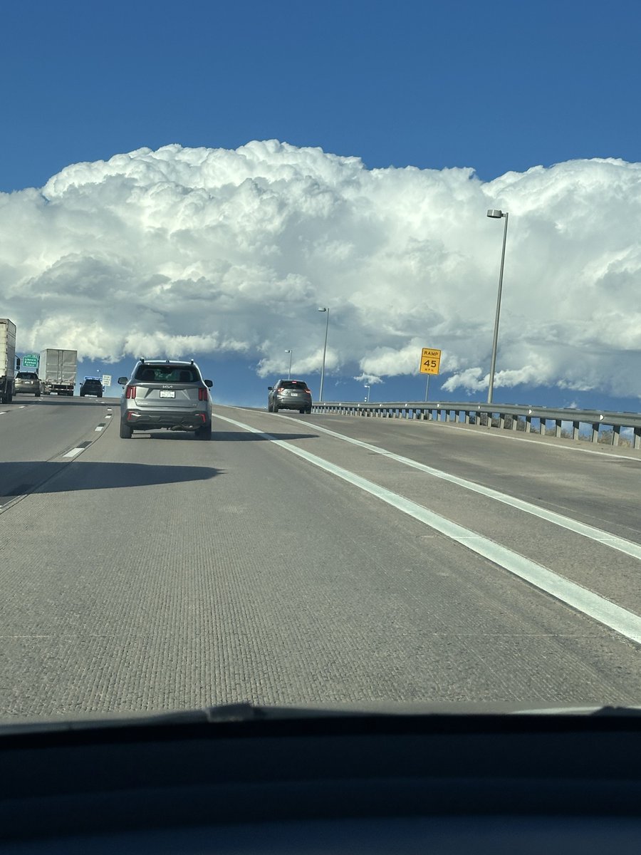 Is it June or December? #cowx 

📍 I-25/RidgeGate 
<a href="/BianchiWeather/">Chris Bianchi</a> <a href="/NWSBoulder/">NWS Boulder</a>