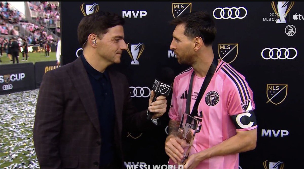 🎙️ Messi: "Esse título não será meu último, ano que vem eu irei atrás de outros."

ELE É FODA RAPAZIADA.