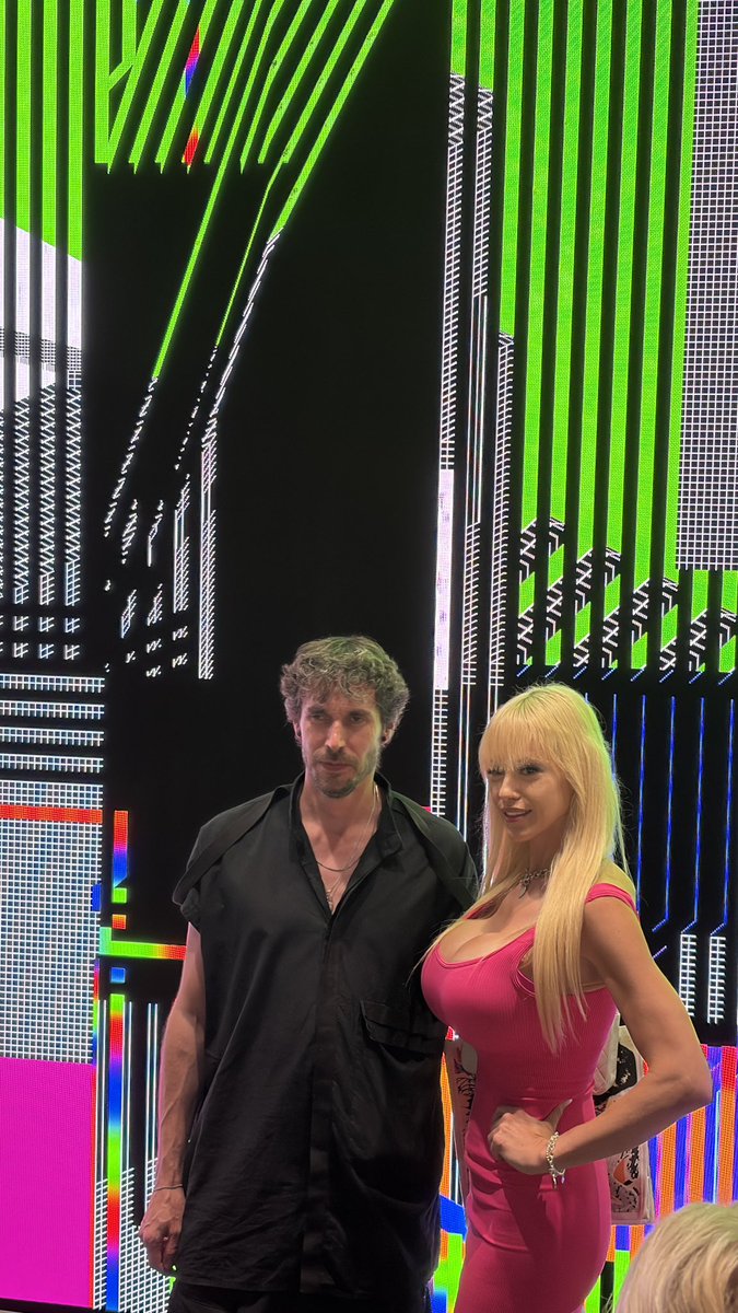 Leander Herzog tweet media