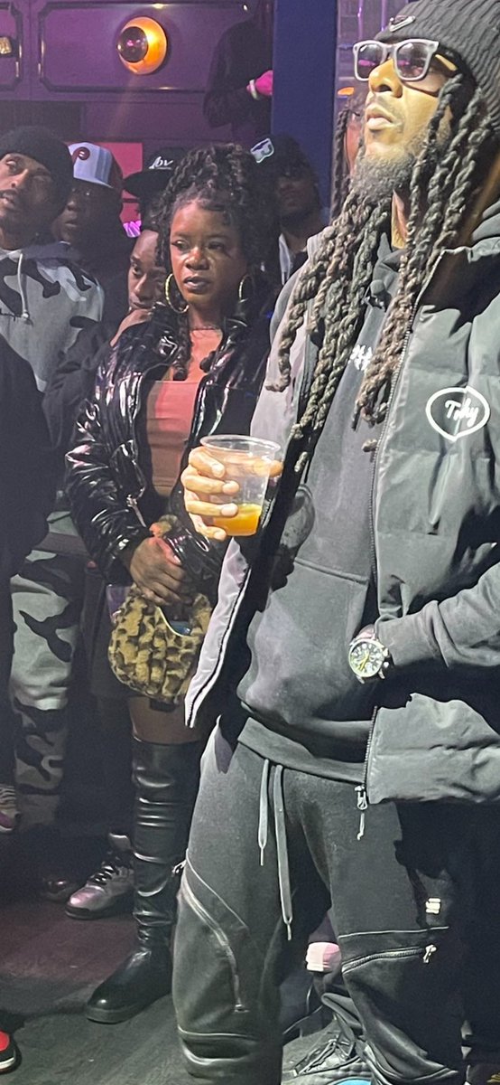 Trkoreannn's tweet photo. Mal been looking cute as fuck and outside at all these events outside of her battling. I love to see ittttt🥰 #Maliboos https://t.co/PQIfIH62Lp