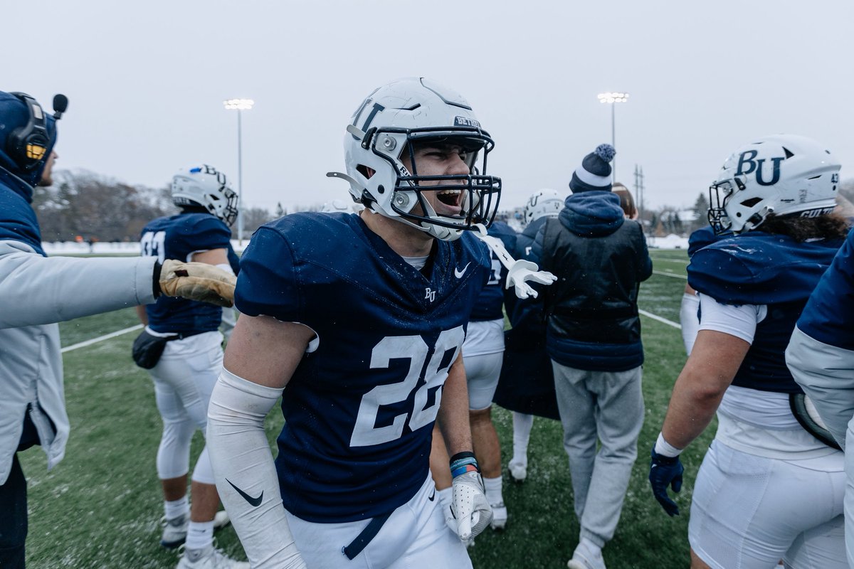 BethelRoyals's tweet image. M 🏈 | 12-0 ✔️🔥👊 
And then there were 🎱 

📸 @BennettMoger