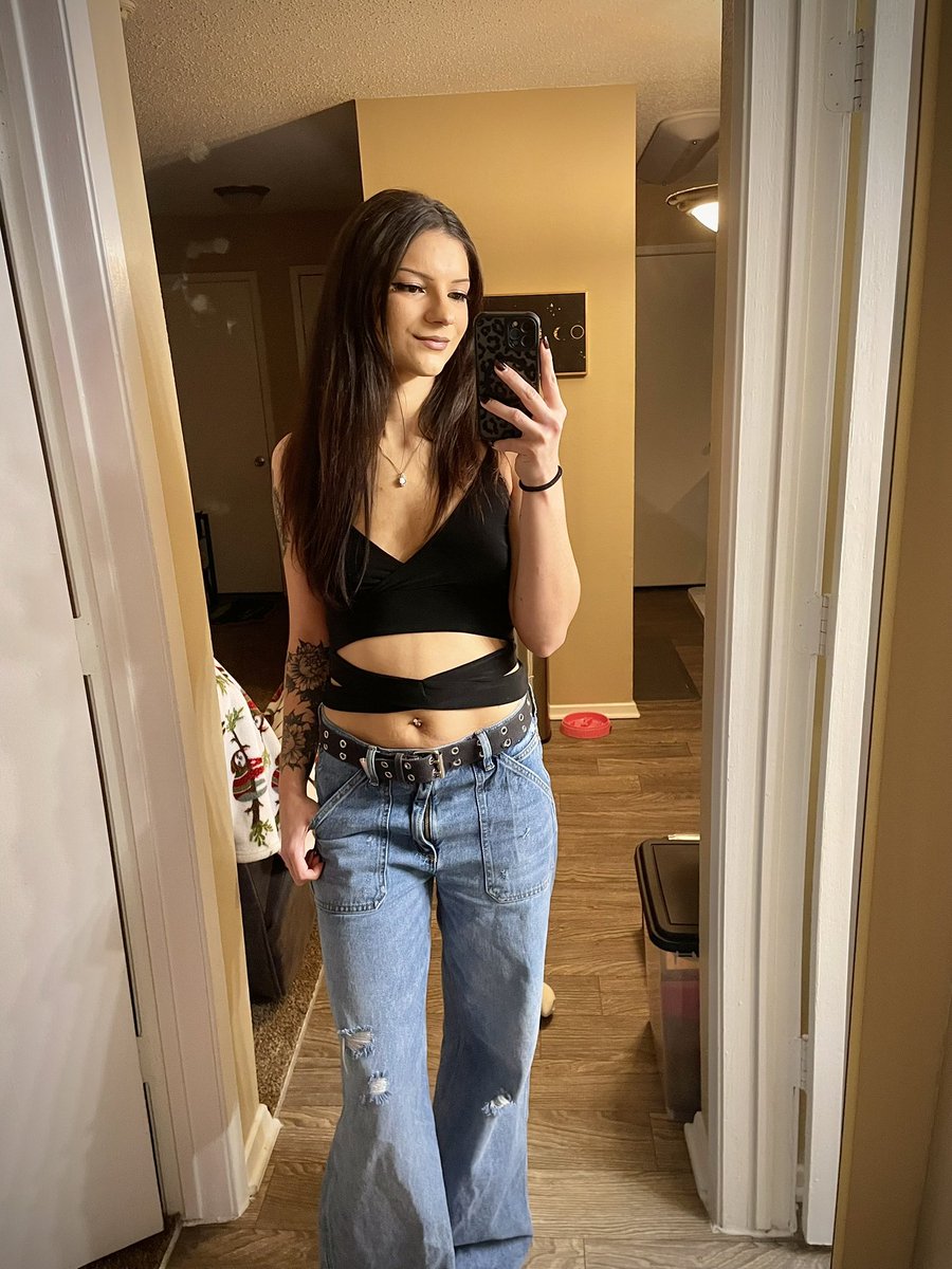 kaylee ¯\_(ツ)_/¯ tweet media