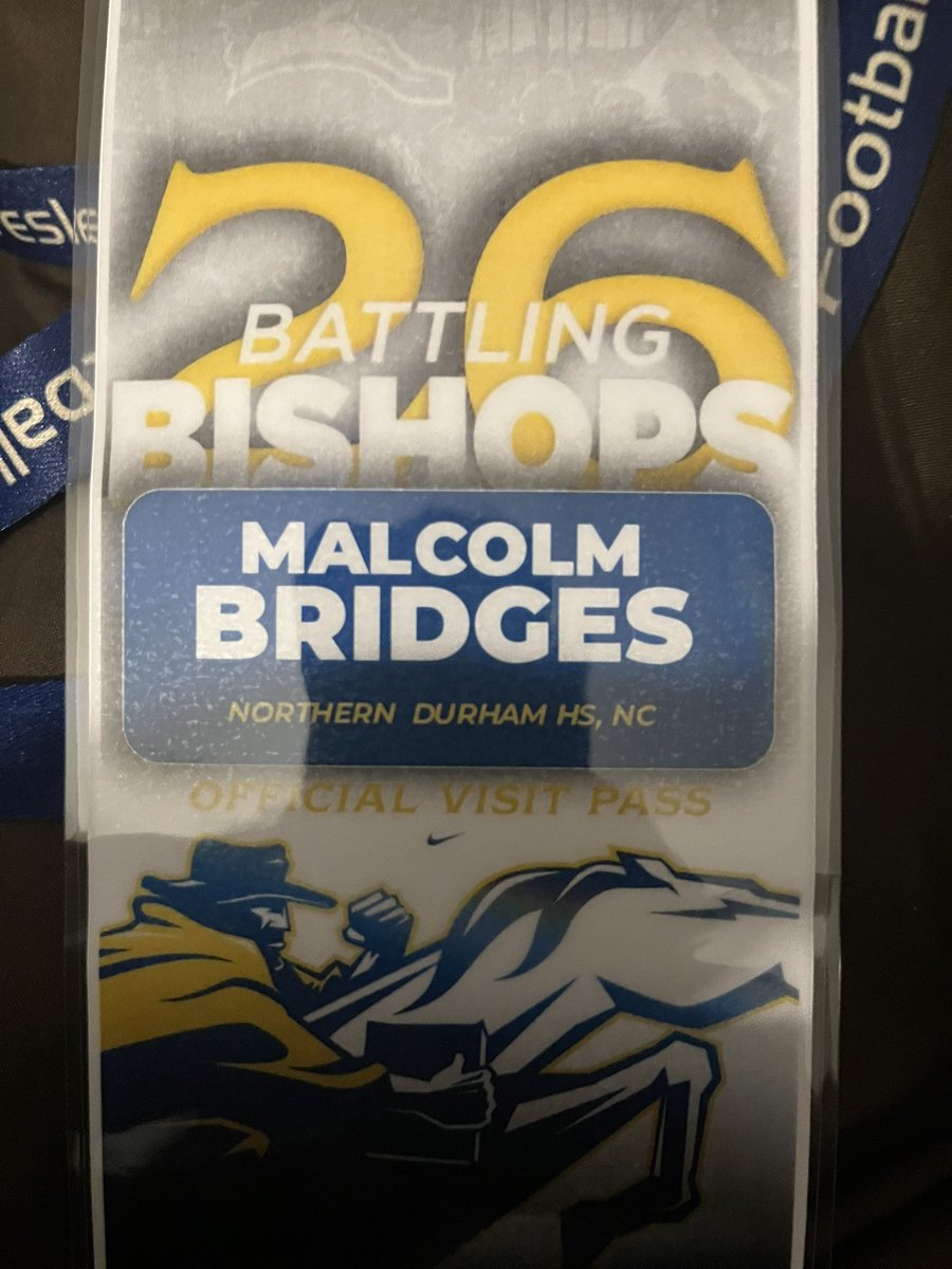 Thank you <a href="/NCWesleyanFB/">NC Wesleyan Football</a> for having me today I had a great time.
<a href="/CoachBunn_/">DJ Bunn</a>  <a href="/un_FOURgettable/">Jvonte Hudson™</a> 
<a href="/CoachTrousdale/">Coach Jason Trousdale</a> 
<a href="/CoachRichNDHS/">SRIV</a> 
<a href="/1CoachSmith23/">Manny Smith</a> 
<a href="/CoachTubbs94/">Mike Tubbs🦍</a> 
<a href="/NorthernFB/">Northern Knights</a>